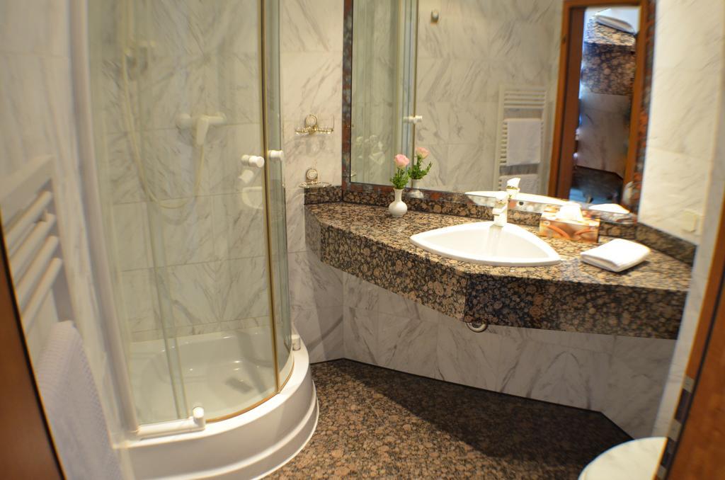 Hotel Fuerstenhof Rathenow Δωμάτιο φωτογραφία